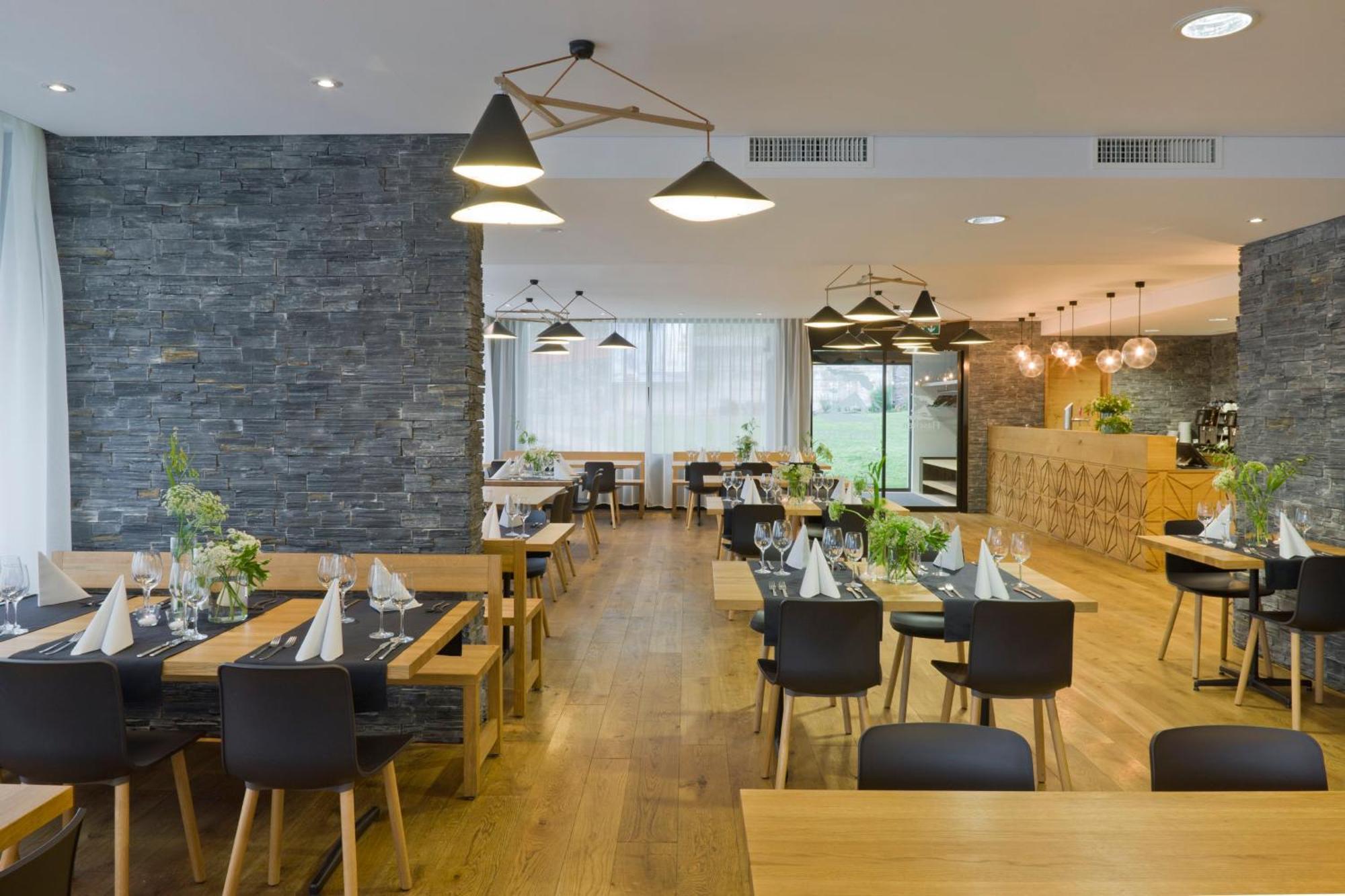 Hotel Restaurant Flaschen Albinen Εξωτερικό φωτογραφία